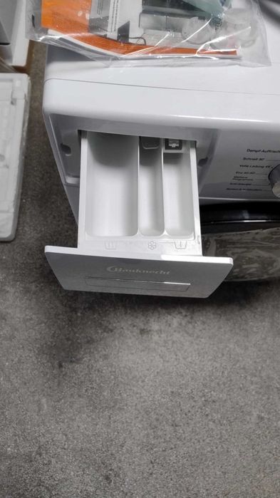 А+++ Нова Пералня машина Bauknecht 9 кг 1400 об/мин AquaStop ZEN мотор