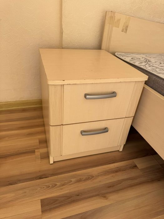 Спальный гарнитур