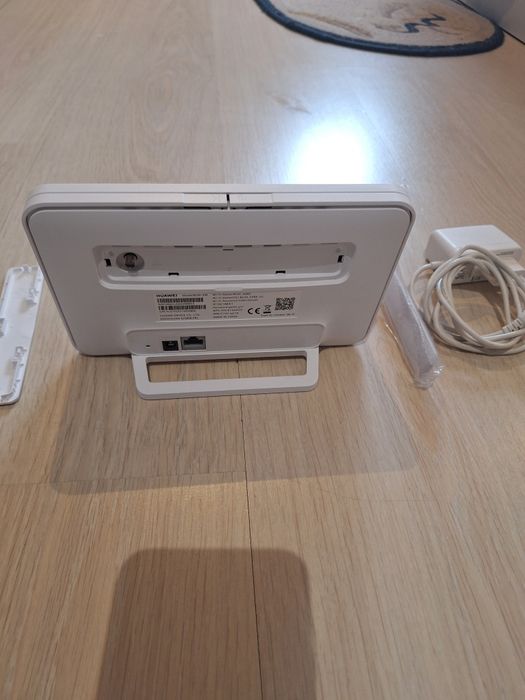 Vând Ruter Huawei