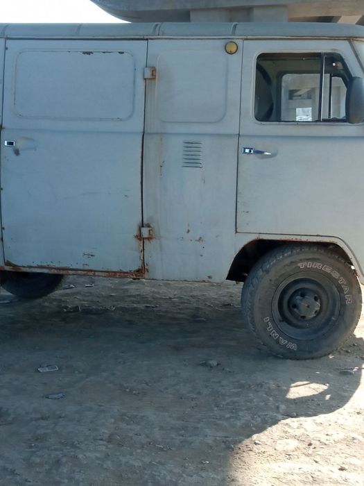 УАЗ буханка сотилади. Йили 1996, метан гази бор, Содиқ ака .
