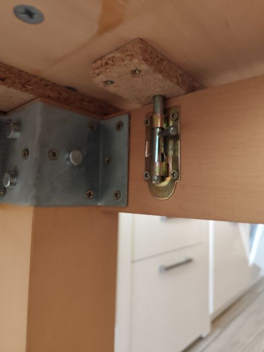 Трапезна маса/Маса за хранене