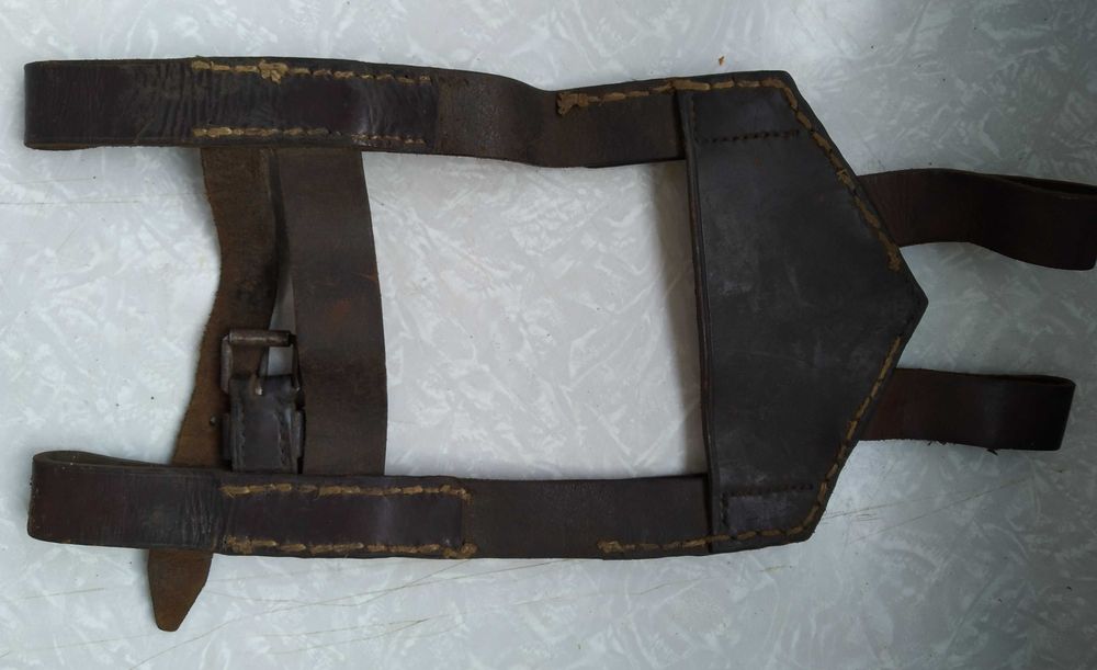 Калъфи / носачи за войнишка лопатка - естествена кожа ПСВ и ВСВ