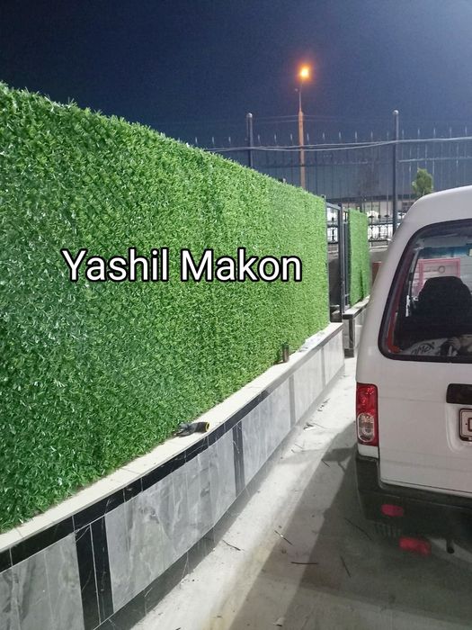 Suniy gazon devor искусственный забор