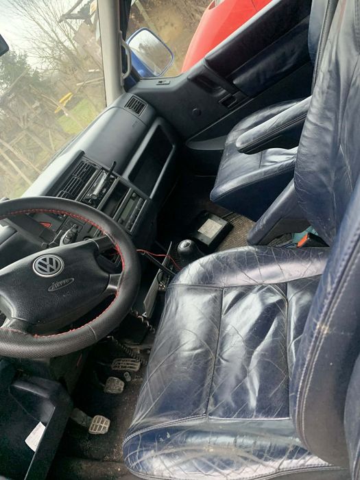 Volkswagen caravelle business