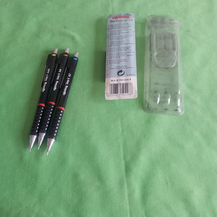 Colectie pixuri, creioane, stilouri