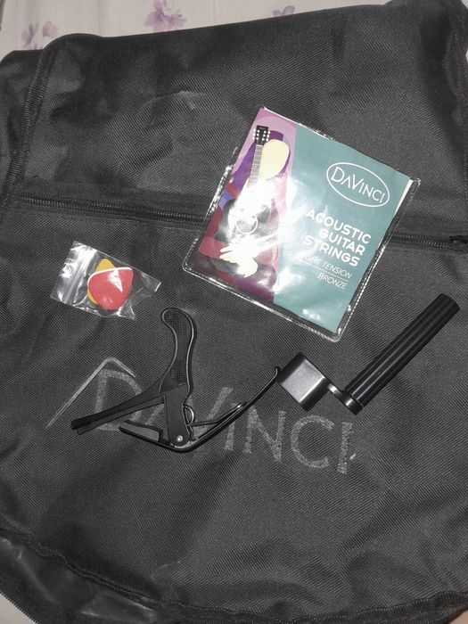 Гитара чёрная DaVinci