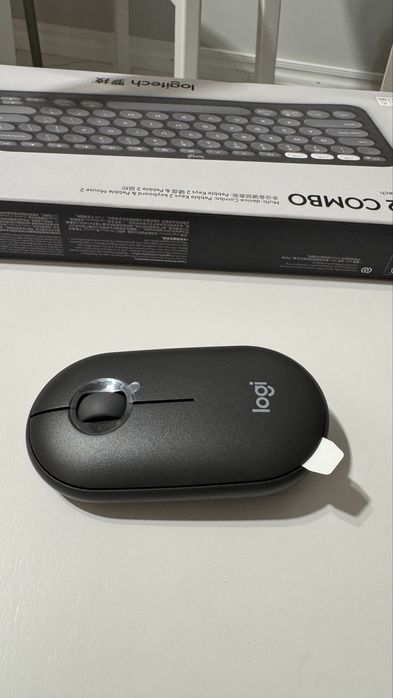 Мышь Logitech Pebble Mouse 2