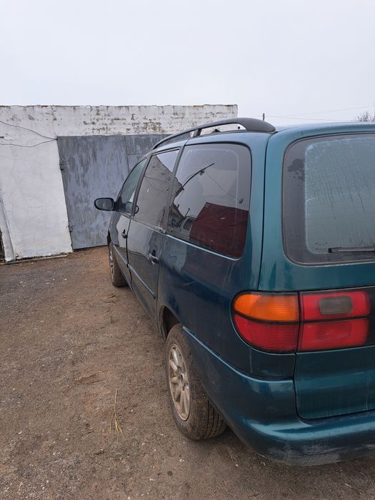 Автомобиль легковой