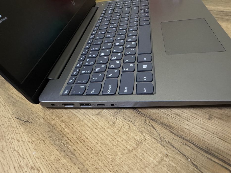 Lenovo IdeaPad 330S-15ARR