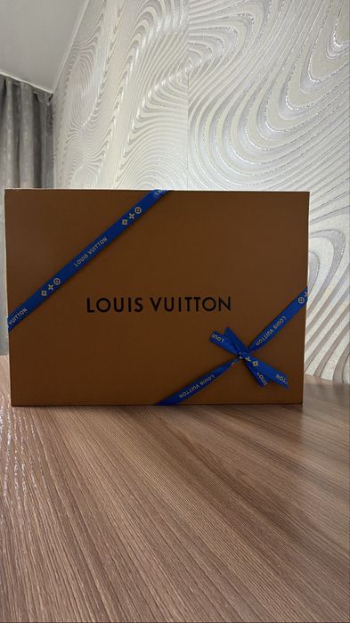 Сумка LOUIS VUITTON Натуральная кожа
