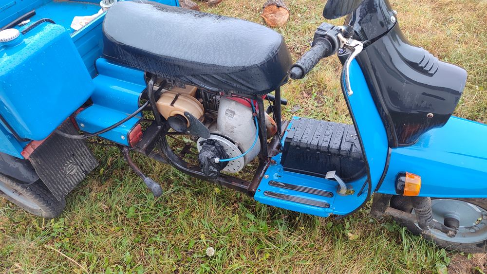 Мотороллер Муравей