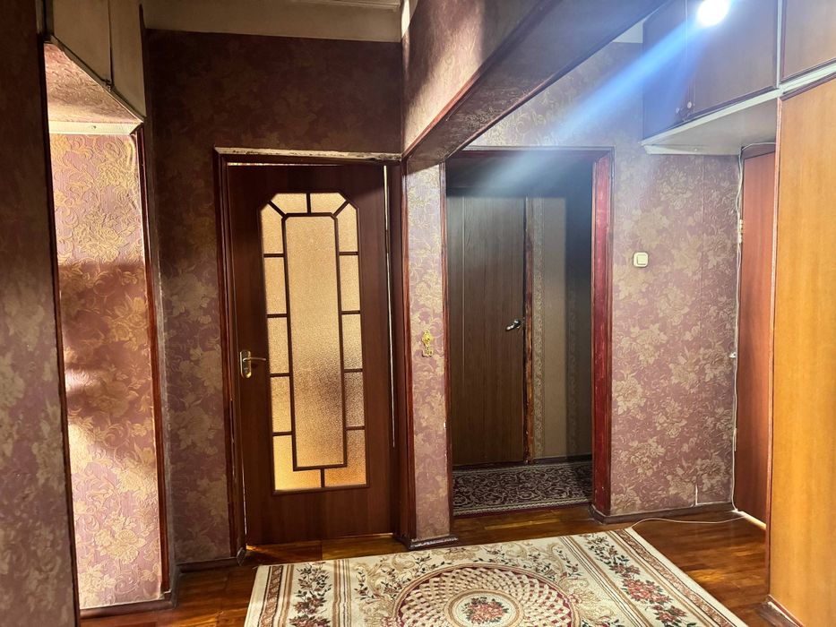 Продаётся 4-комнатная квартира