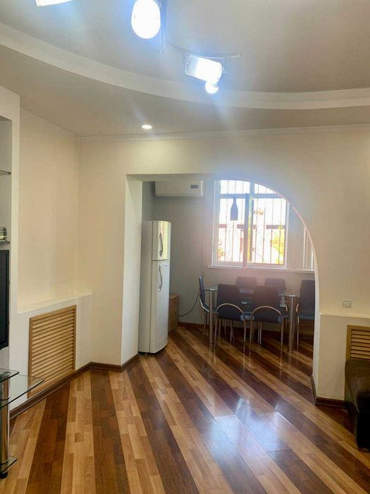 сдается своя 2х комнатная квартира 2/4/4