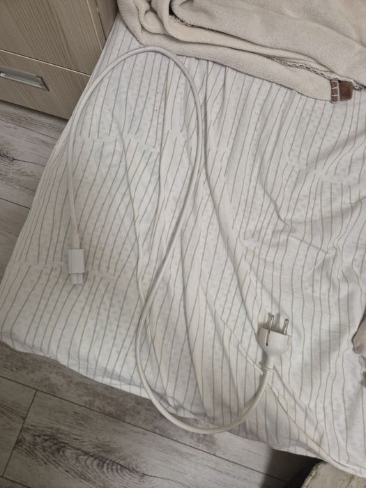 Sistem Desktop PC iMac (2021) cu Magic Keyboard + Mouse