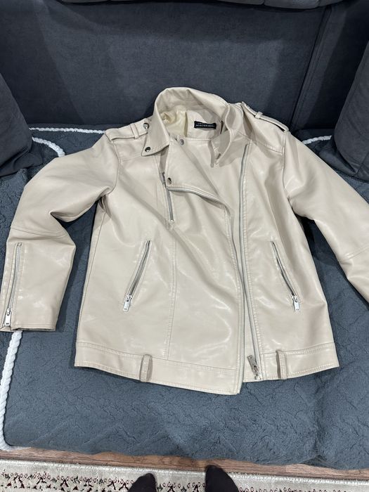 Продам куртку кожзам плотный