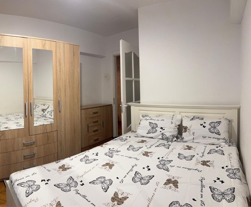 Inchiriere apartament cu 4 camere