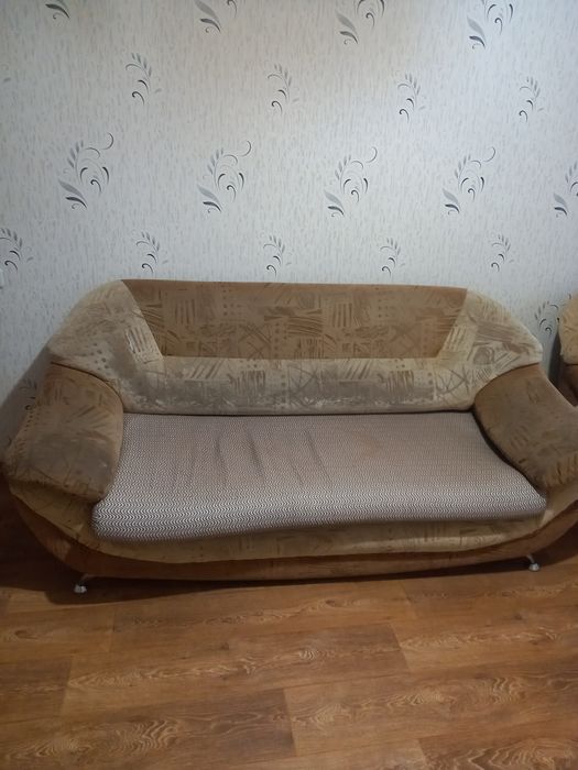 Срочно диван + кресло Потьтков