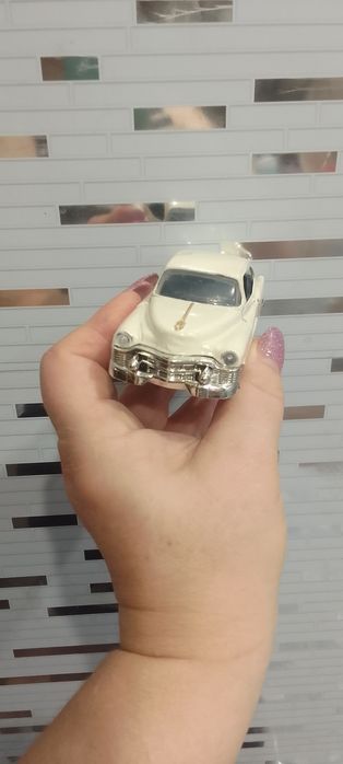 Машинки  железные