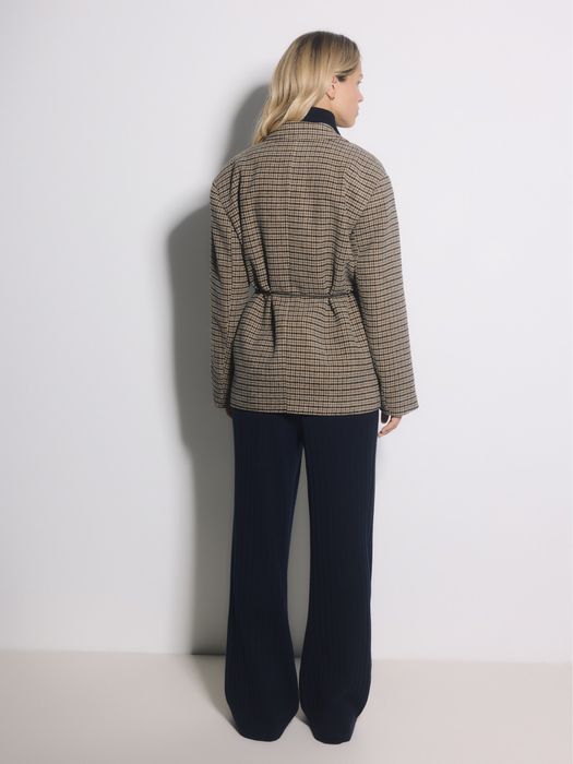 Дамско сако Reserved