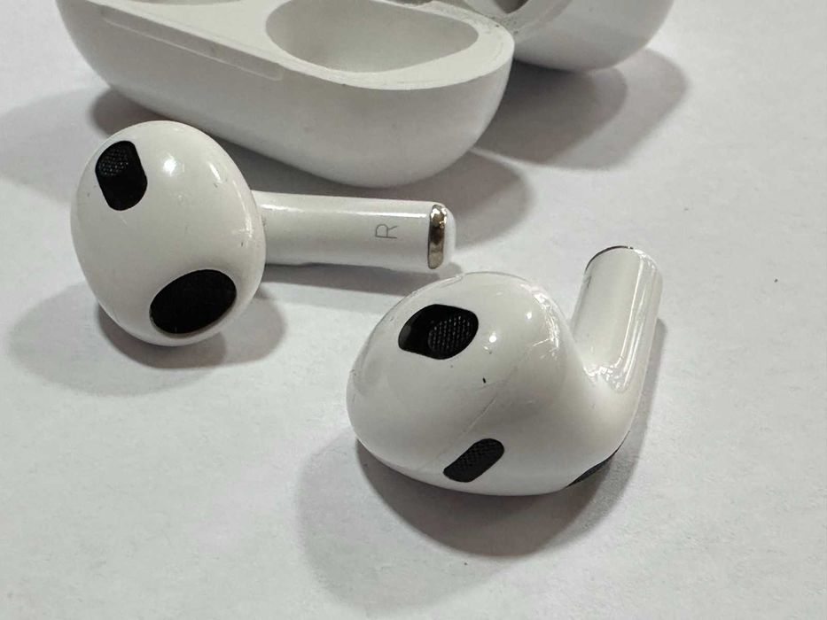 Apple AirPods 3rd Generation