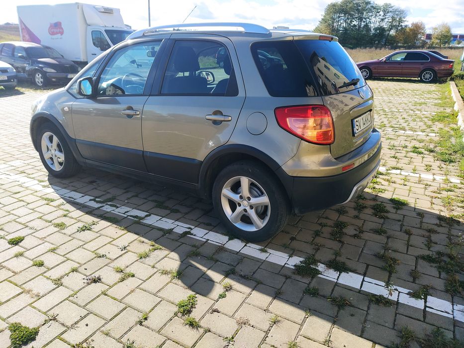 Fiat sedici-Suzuki Sx4