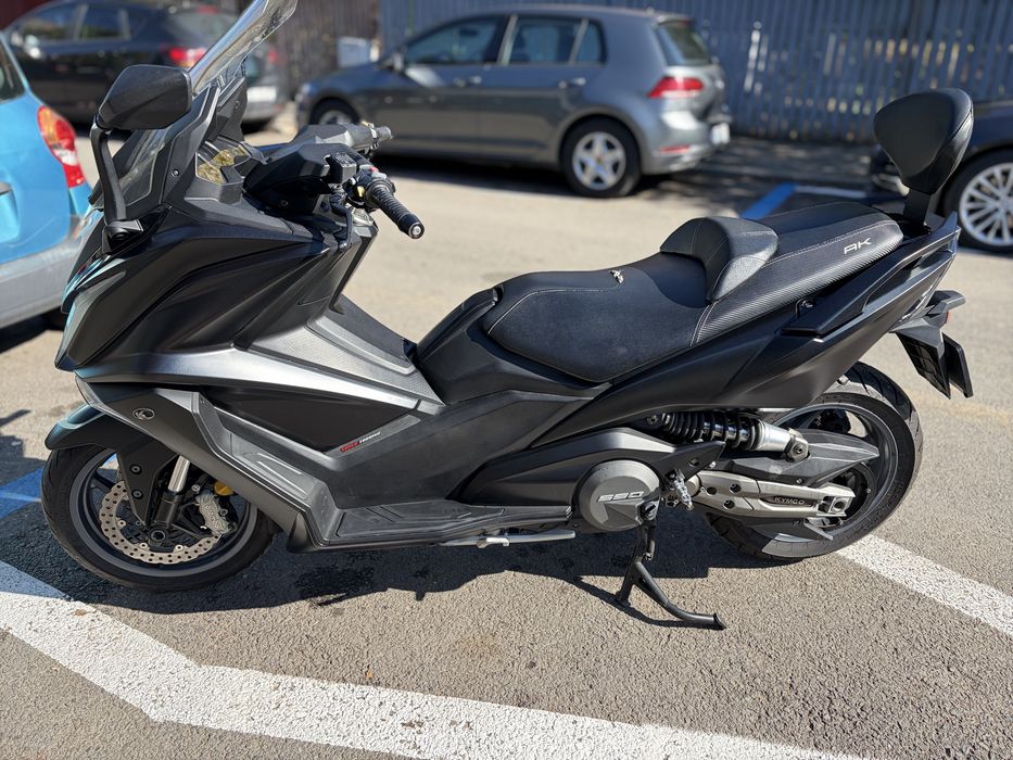 De vanzare KYMCO AK550