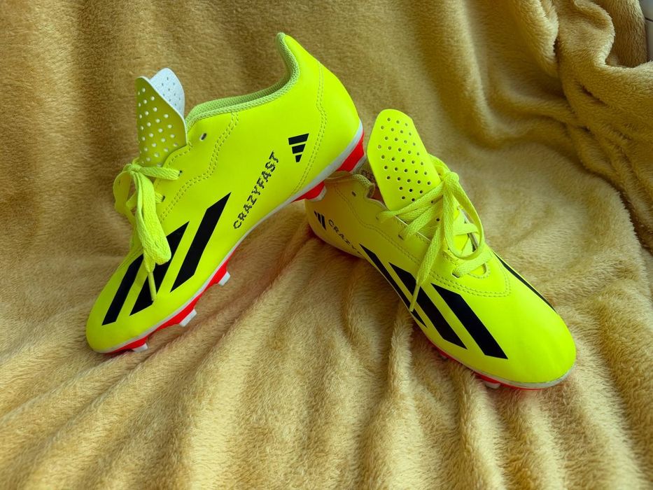 детски футболни обувки adidas X CRAZYFAST CLUB FXG J – като нови