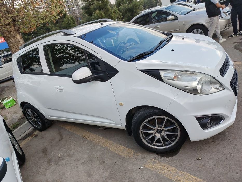 Spark sotiladi 2017yil avtomat