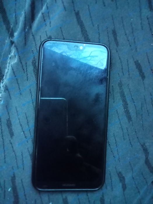 Продам Телефон Huawei P20 Lite