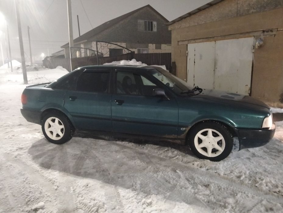 Продам Ауди б4 2.3