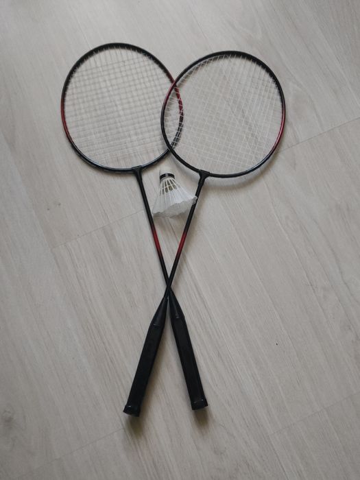 продам ракетки для бадминтона