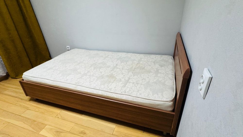 Срочно продам кровать