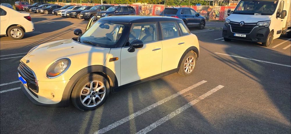 MINI Cooper 2016, 1.5 benzină 136 CP, 96.550 km, impecabil