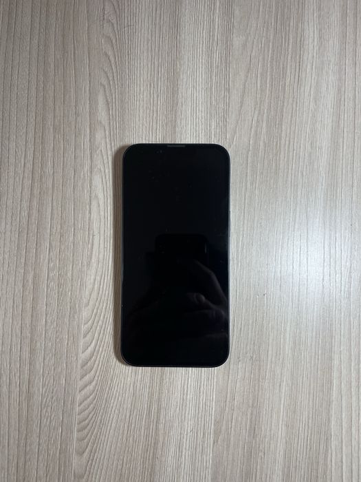 Продам Iphone 14