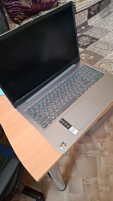 Ноутбук на запчасти