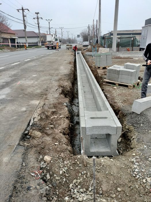 Montaj pavaje borduri rigole excavații canalizări terasamente