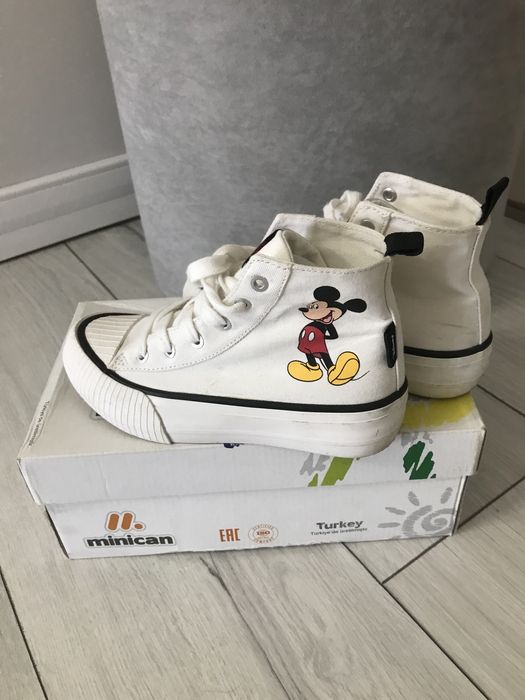 Кеды на девочку Disney