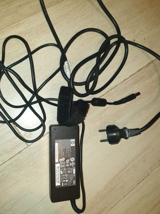 Incarcator alimentator HP original 90W 19v 4.74a PPP012H-S