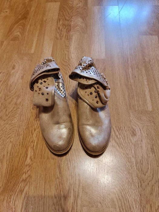 pantofi dama crem nr 37