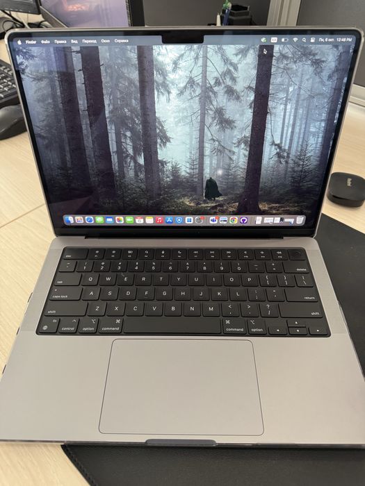 MacBook Pro 14 M3 (M3, 8 ГБ ОЗУ, 512 ГБ SSD).