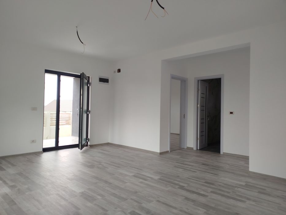 Casa 3 camere localitatea Lumina