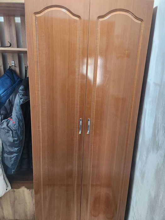 Срочно продам Шкаф