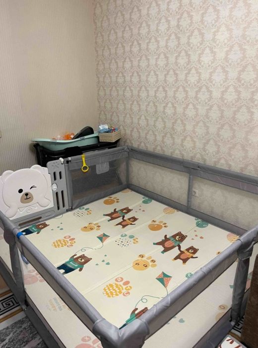 Продаётся манеж детский игровой.