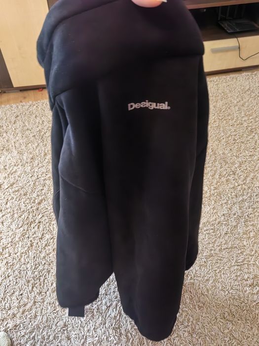 Оригинално Дамско Яке Desigual L-XL Ново с Етикет 45лв