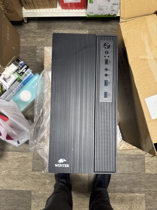 Компютьерный корпус