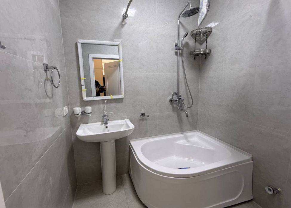 Продается 3х комнатная новостройка кирпич ЖК Паркент Авеню Тапоич