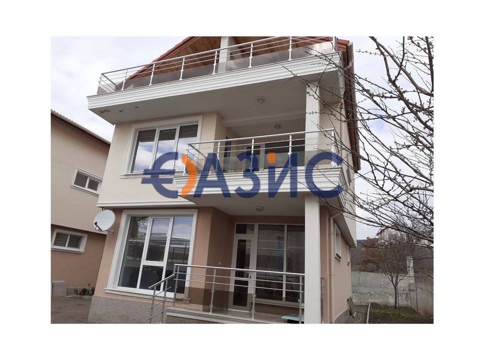 Нова триетажна къща с изглед към морето в гр. Свети Влас, Инцараки,