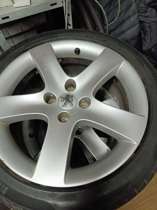 Продавам 4 бр. Лети джанти R17