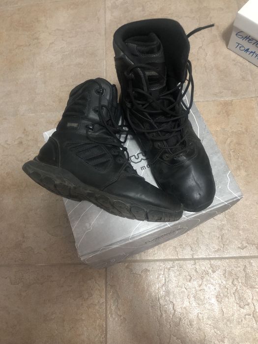 Bocanci Magnum negri