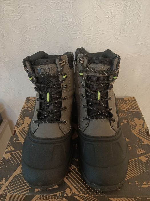 Продам ботинки 38 размер